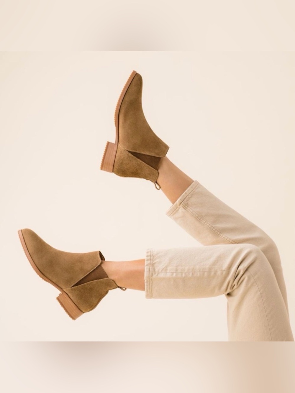 Nisolo Tan Suede Eva Everyday Chelsea Ankle Boots Size 8